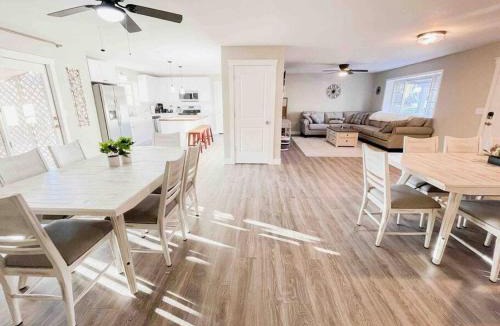 Briargate House | PET FRIENDLY/PING PONG/GAME ROOM!FAMILY GATHERING