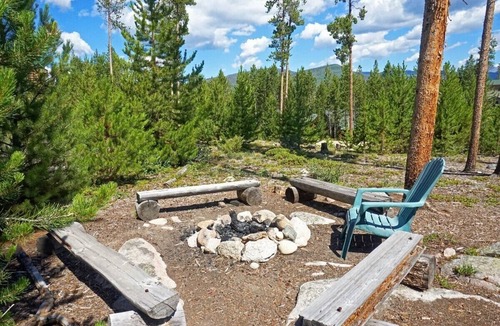 Grand Lake Condo | Pet Friendly Studio Condo with High Quality Finishes!