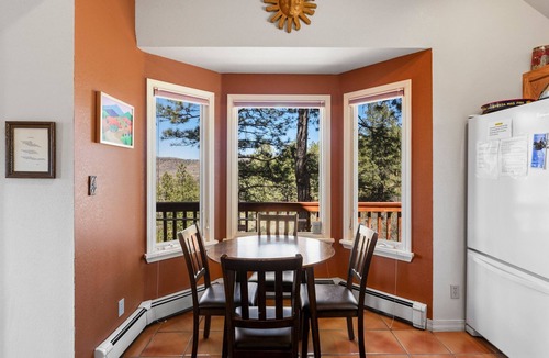 Durango House | Pet Friendly, Views for Miles, Family Retreat, Privacy!