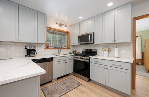 Granby Cabin | Pet Friendly! Wood Fireplace, Wraparound Porch, Firepit, Close to Lake Granby and Highland Marina