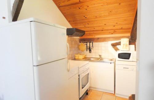 Herm House | Petit tachette