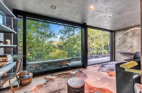 Red Mountain House | Pewter · ✧ Minimalist Modern Hideaway w/ Mountain Views ✧