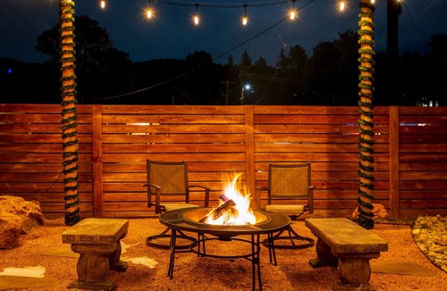 Woodland Park Cabin | Pikes Peak Cabin Above the Clouds - Dog Friendly
