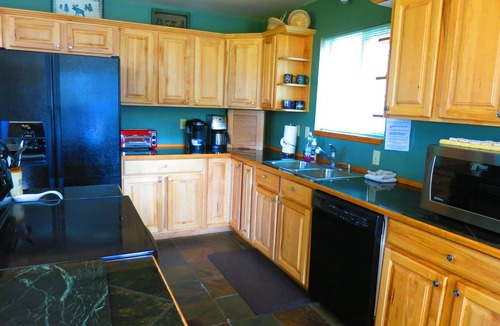 Westcreek House | PIKES PEAK RETREAT PANORAMIC MOUNTAIN AND LAKE VIEWS, PIKES NATIONAL FOREST