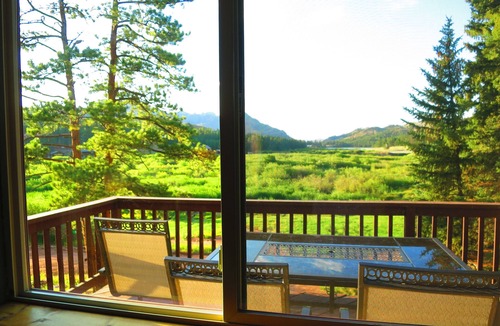 Westcreek House | PIKES PEAK RETREAT PANORAMIC MOUNTAIN AND LAKE VIEWS, PIKES NATIONAL FOREST