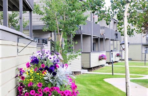 Fraser Condo | Pines at Meadow Ridge