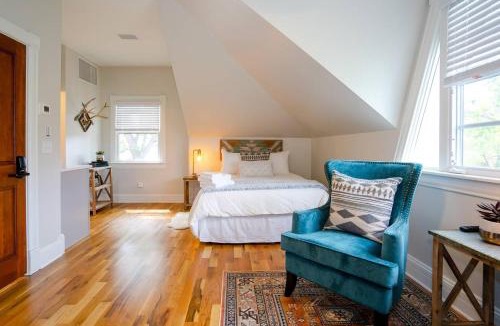 Five Points Apartment | Pinky's Palace