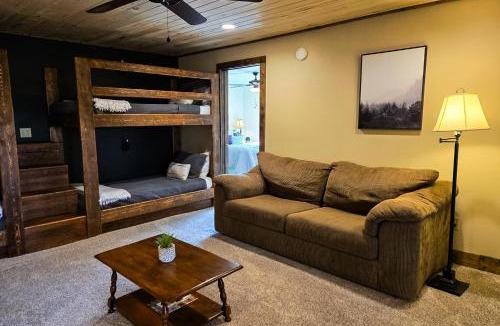 Del Norte Apartment | Pioneer Ridge