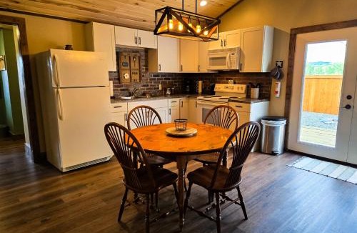 Del Norte Apartment | Pioneer Ridge