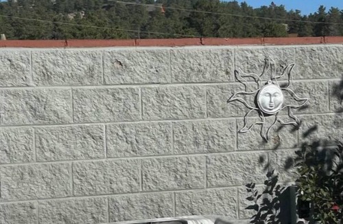 Glacier View Meadows Cottage | Poo's Corner! Relax w hot tub, mountains & stars!