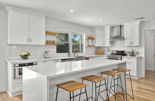 Jester Estates Apartment | Poolside Paradise West Elm Magazine Featured!