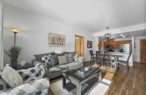 Copper Mountain Village Apartment | PP416 Passage Point condo