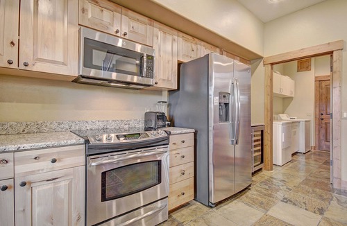 Breckenridge House | Premier 2-story Townhome Minutes From Winter Activities 3 Bedroom Townhouse by RedAwning