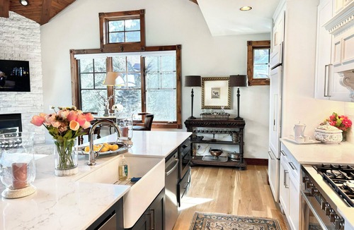 West End Condo | Prime Downtown Aspen Condo