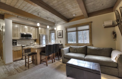 Peak 9 Condo | Prime Location <> Beautiful Interior <> Heated Floors <> 90 Steps to Lift & Town