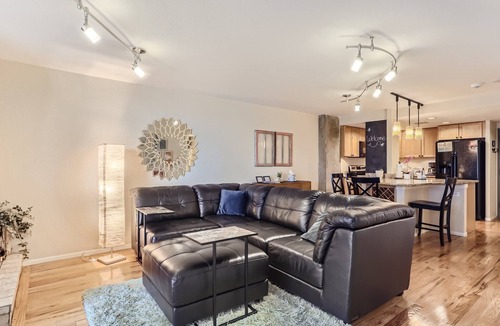 Downtown Denver Condo | Prime location Downtown Denver Cozy 2-bedroom condo in peaceful Denver