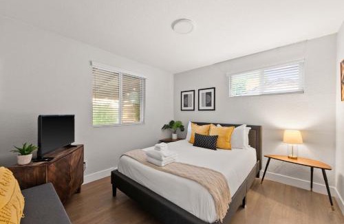 Lamar Heights Area House | Private 2BR Retreat Near Denver - Gray St