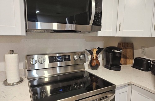 Littleton House | Private And Comfortable Home With Lots Of STORAGE For Your Long Term Stay!