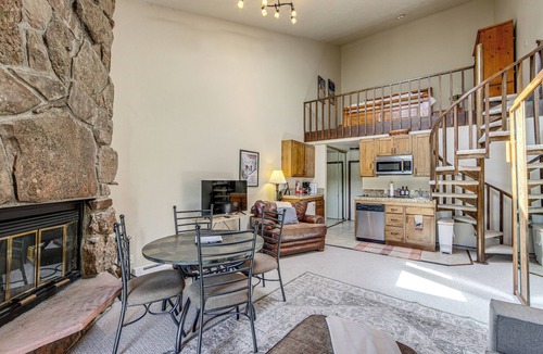 Granby Apartment | Private Balcony & Mtn Views: Granby Studio!