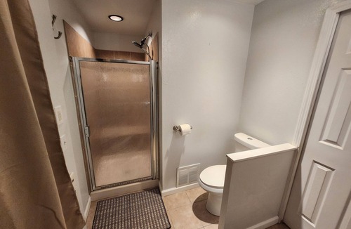 East Colfax House | Private bedroom and bathroom in Denver. Private entrance and wifi