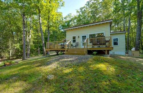 Augusta House | Private Dock & Deck: Tranquil Dam Pond Cottage!