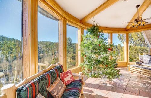 Florissant House | Private Fishing Pond Mtn-View Home in Florissant!