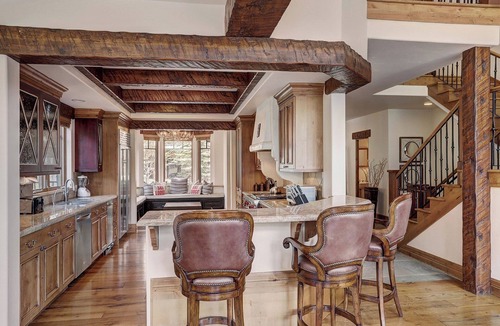 Gore Creek Place House | Private Gore Creek Townhome by RedAwning - Save 20% on 7+ Nights!