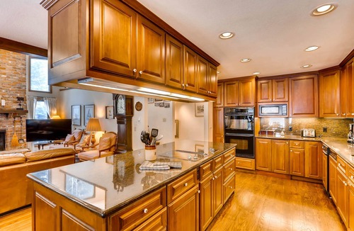 Vail House | Private Home on Vail Mountain | 324W Beaver Dam