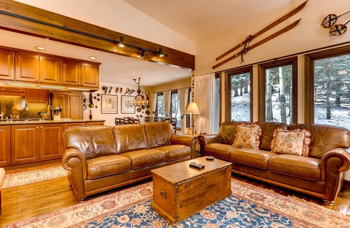 Vail House | Private Home on Vail Mountain | 324W Beaver Dam