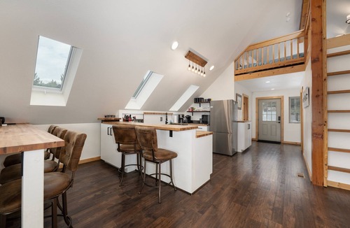 Grand Lake Cabin | Private Hot Tub + Firepit, Big Front Deck with Great Views, Laundry
