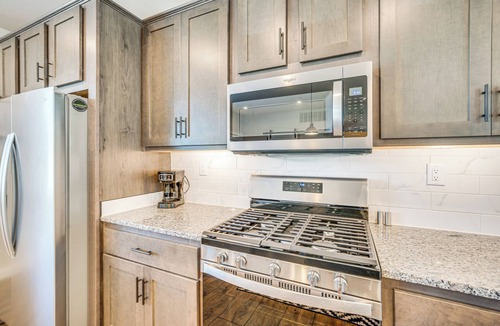 Fraser House | Private Hot Tub: Newly Built Fraser Townhome
