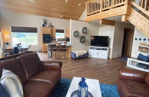 Buena Vista House | Private house:2 acres & river access *No pet fee!