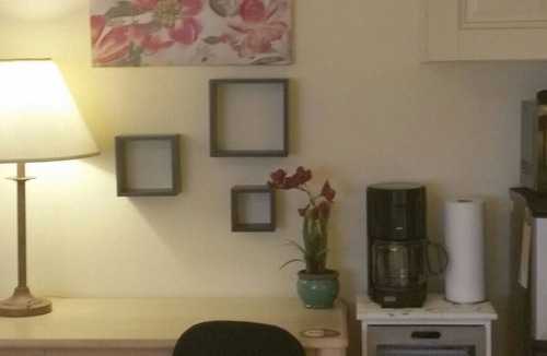 Englewood Condo | Private Kitchenette Studio Denver/DTC Fully Furnished Long/Short Term Stay
