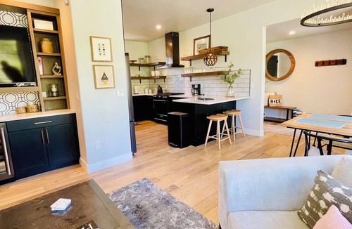 Central Colorado Springs House | Private Modern Oasis Hot Tub Pikes Peak Views Secluded