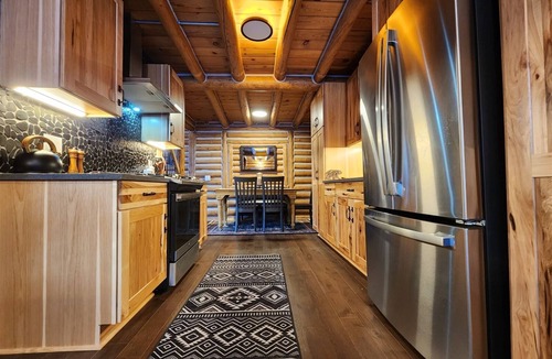 Allenspark House | Private Mountain Retreat near Mount Meeker, Views! Views! Views!- Coopers Cabin