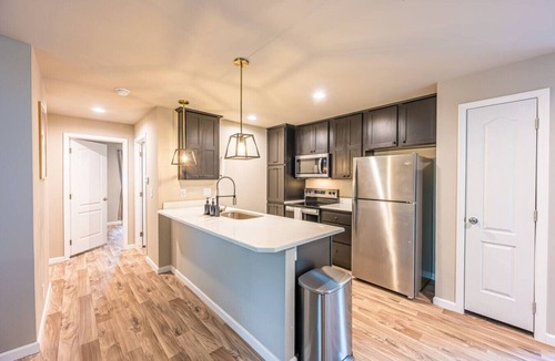 Beaver House | Private Riverfront home w/Hot tub, central to ONP