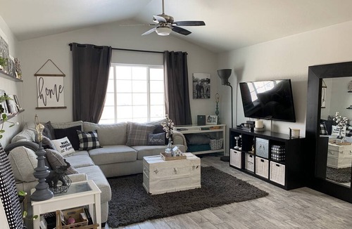 Greeley Resort | Private room ∙ 1 guest