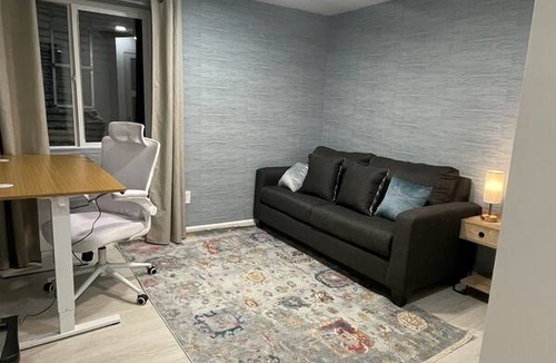 Berkeley Resort | Private room ∙ 3 guests
