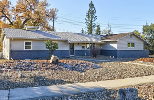 Northeast Colorado Springs House | Private Room l Shared Executive Travel Home l Near Hospitals & SO MUCH MORE!
