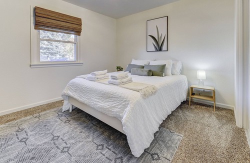 Northeast Colorado Springs House | Private Room l Shared Executive Travel Home l Near Hospitals & SO MUCH MORE!