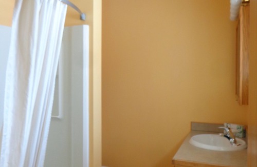 Gunnison Hotel | Private room near downtown