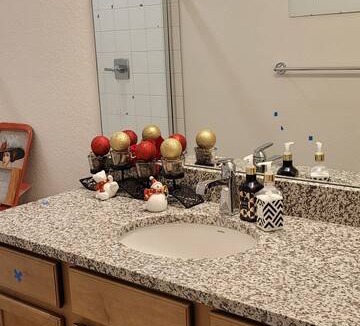 Commerce City Resort | Private room ∙ 2 guests