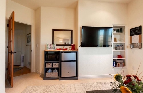 Boulder Condo | Private Suite and Patio by Boulder Gorgeous Views