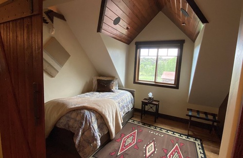 Durango - Purgatory Apartment | Private, Upscale Apartment above a barn in Durango, Colorado