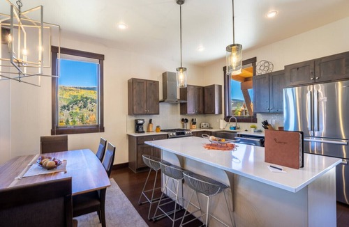 Silverthorne House | Ptarmigan Peak - Luxury Mountain Rental