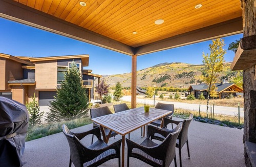 Silverthorne House | Ptarmigan Peak - Luxury Mountain Rental