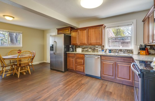 Aberdeen House | Pueblo House by Riverwalk, 2 Miles to Fairgrounds!