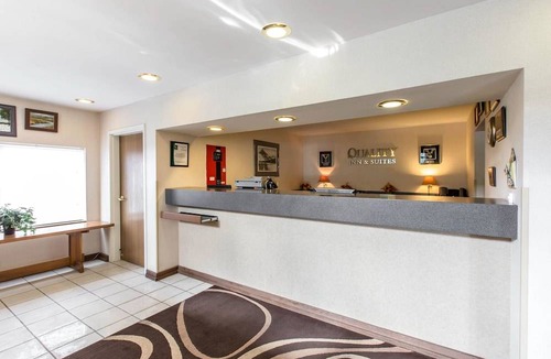 Silverthorne Hotel | Quality Inn and Suites Summit County