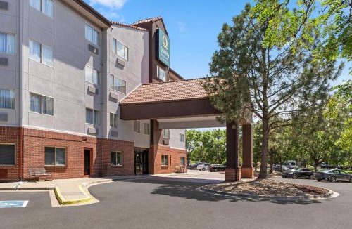 Dupont Hotel | Quality Inn & Suites Denver International Airport