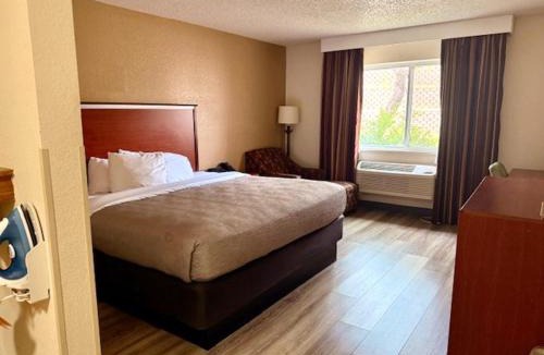 Golden Hotel | Quality Inn & Suites Golden - Denver West
